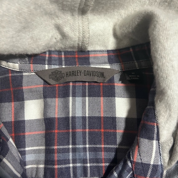 Gently Used Harley Davidson Hooded Flannel - 2018 - Picture 2 of 6